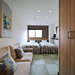 Twin Room Shower
